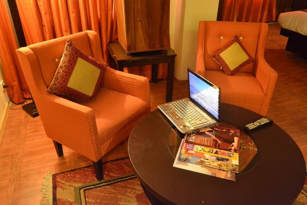 לאהור Amer Hotel מראה חיצוני תמונה